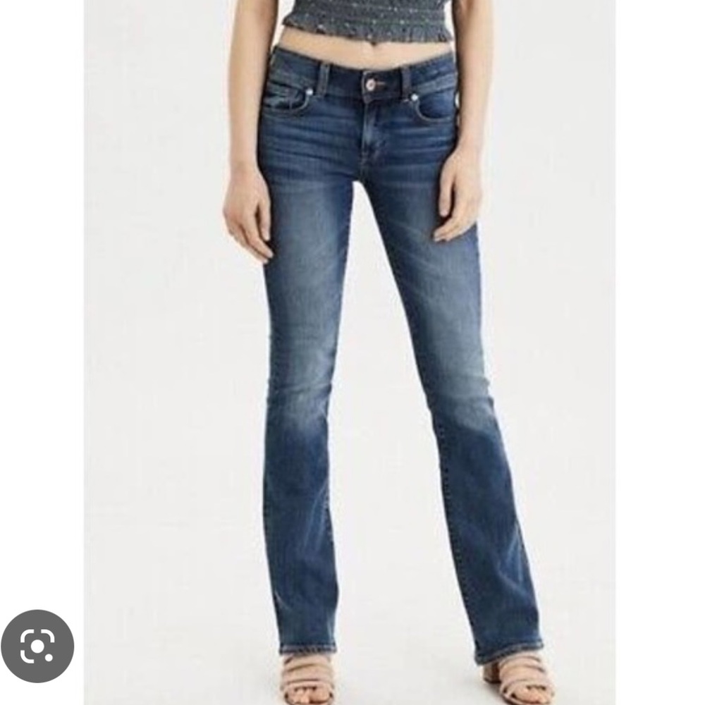 American Eagle kickboot Jeans
